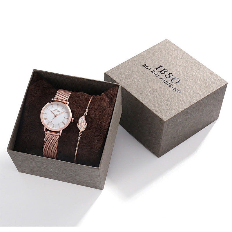 women watch